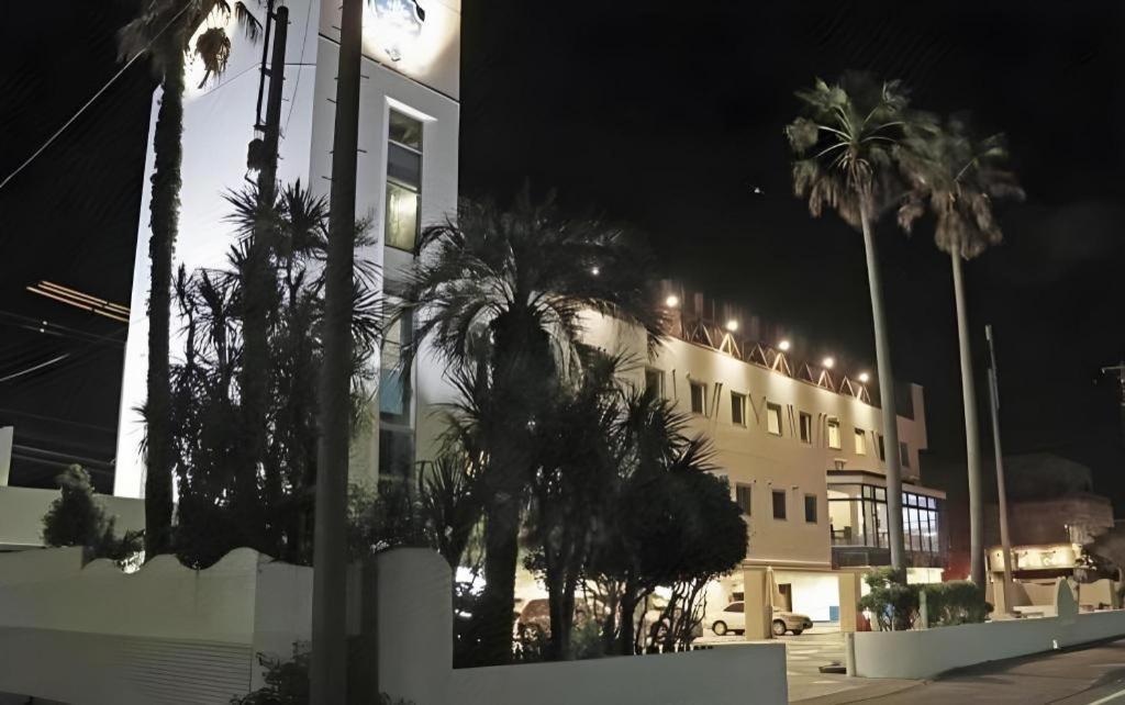 Mykonos Resort Miura Jokosuka Exteriér fotografie